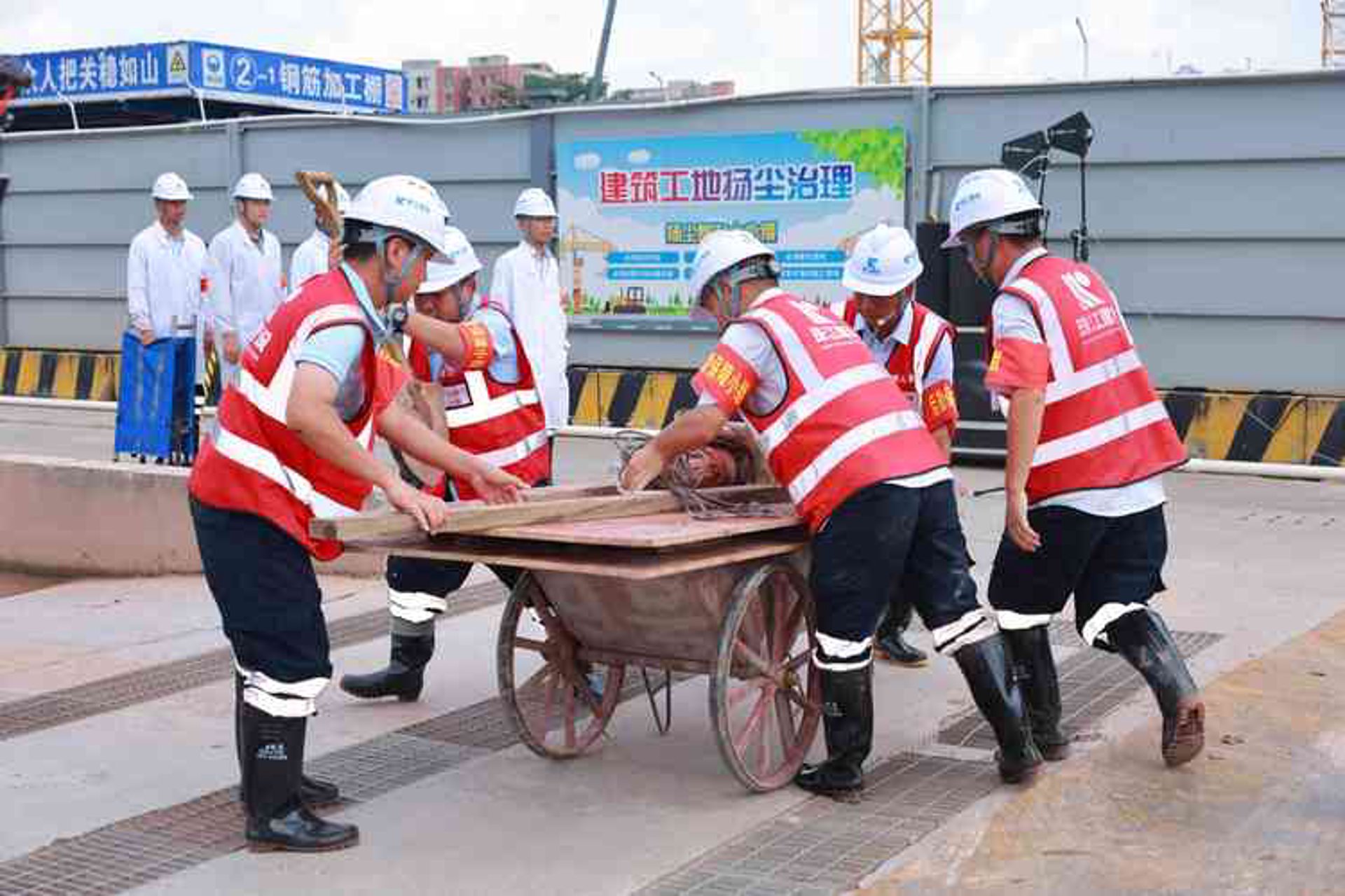 辉路建筑防水